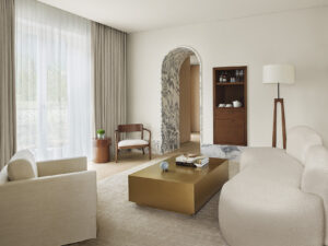 Details and cozy spaces of the Lake View Suite